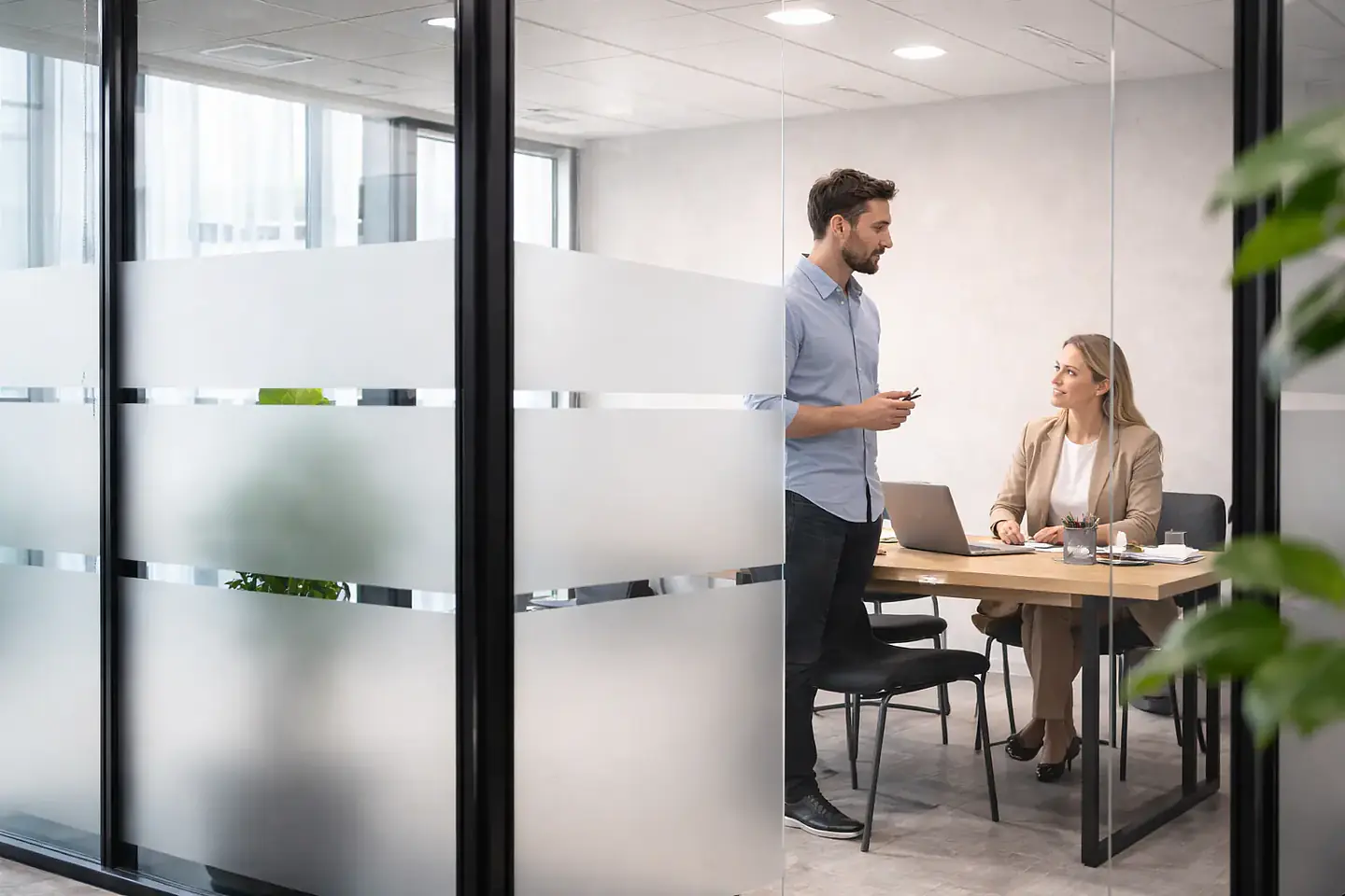 Sichtschutz- & Glasfolien fürs Büro